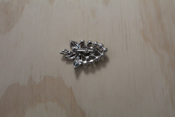 LILAC branch brooch | 1960s mod brooch | blue lil… - image 6