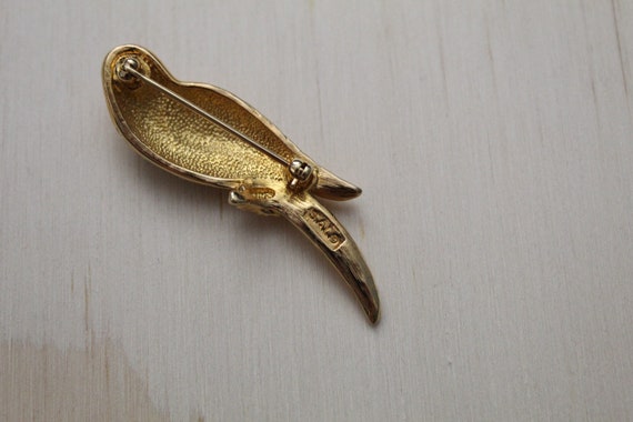 1980s parrot brooch | gold tone brass parrot broo… - image 7