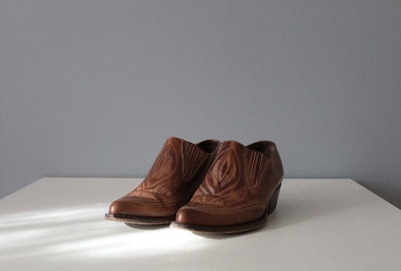 GUESS by Marciano brown leather slip on dress shoes size 9 new GUESS Mens 11M Dress Shoes Dark Brown Leather Slip-On  main image 4