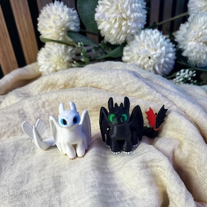 Miniatuurfiguurtjes van Toothless en Light Fury, 3D-geprinte draak, cadeau voor fans van How to Train Your Dragon. Decoratie.