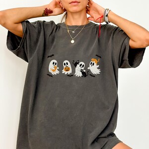 Ghost Cats Halloween Shirt, Cute Ghost Cat Graphic T-Shirt, Kawaii Halloween Tee, Funny Ghost Shirt, Spooky Season Gift Idea