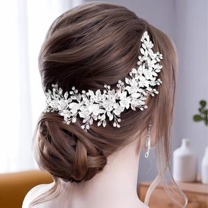 Flower Headpiece, Rhinestone Bridal Tiara, Floral Wedding Crown, Pearl Wedding Tiara, Wedding Hair Pins, Gold Wedding Hair Accessories
