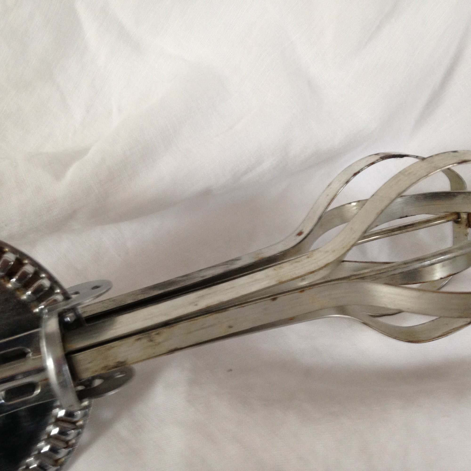 Vintage Ekco Egg Beater Hi Speed A&J Hand Crank Red Ivory Wood Handles