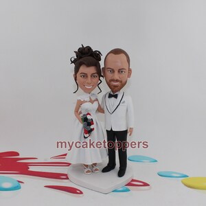 Custom Wedding Cake Topper: Personalized Bobblehead Couple