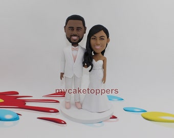 Custom wedding cake topperfor wedding Bride and groom cake topper personalized cake topper Mr and Mrs cake topper wedding bobbleheads