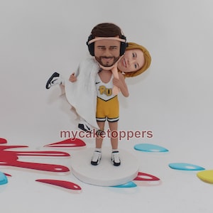 Custom Wedding Cake Topper: Bride and Groom Bobblehead Figurine