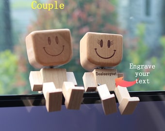 Skakande ben trägubbe billuftfräschare: Skrivbordsprydnad vinglig docka för alla hjärtans dag bildisplay holloween brudtärna marskalken present