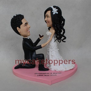 Custom Wedding Cake Topper: Bride and Groom Proposal Bobbleheads
