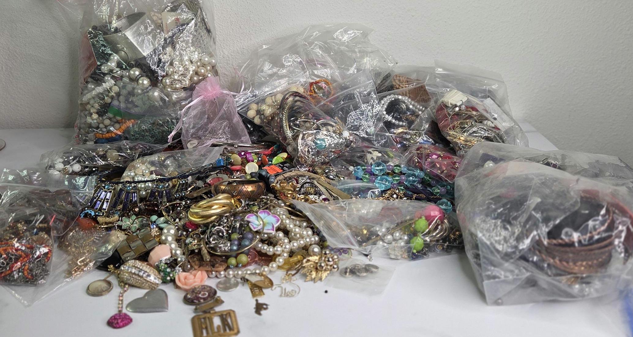 Jewelry Lots Vintage Unsearched - Etsy