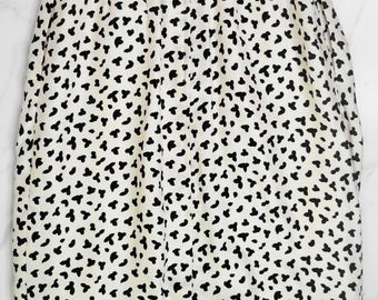 1980's VTG Richard Warren Silk Skirt with Pockets - Black and White - Raw Silk - Size 8