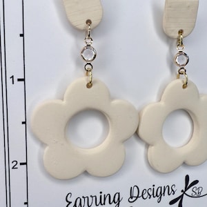 Yellow dangle earrings, polymer earrings, lightweight earrings, handmade polymer clay earrings, summer earring, summer dangle earrings