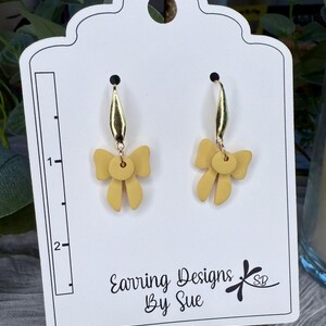 Bow earrings, polymer clay earrings, bow dangle earrings, lightweight clay earring, handmade polymer clay earrings, summer bow earrings