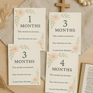 Pages modifiables de journal de bébé | Pages mensuelles | Modèle de jalon | Cartes souvenirs floraux mémorables 5 x 7 pour bébé | Pétale numérique nacré