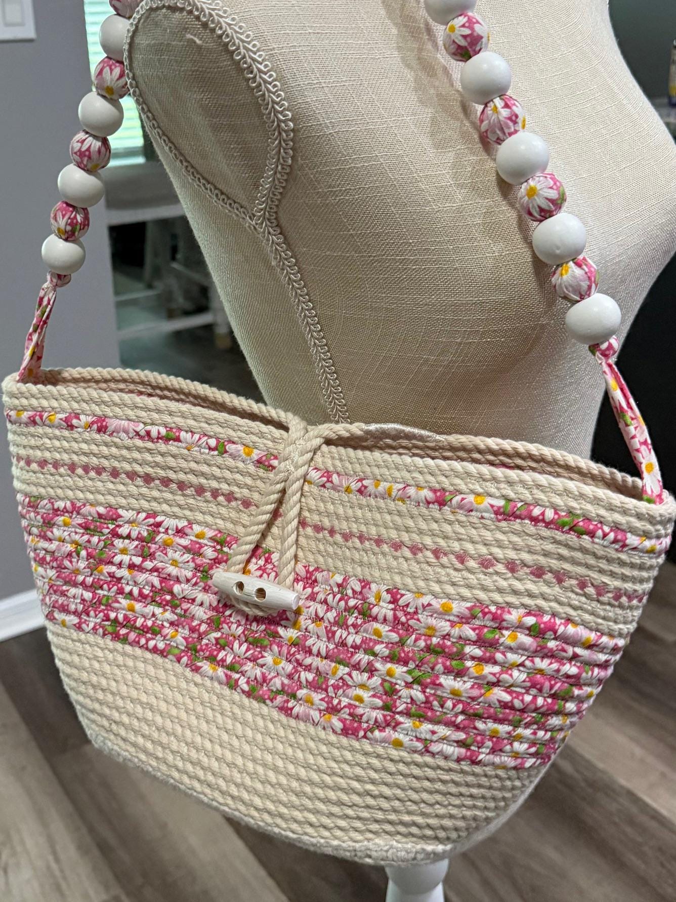 Handmade Pink Floral Rope Crossbody Bag: Beaded Boho Purse - Thumbnail 4