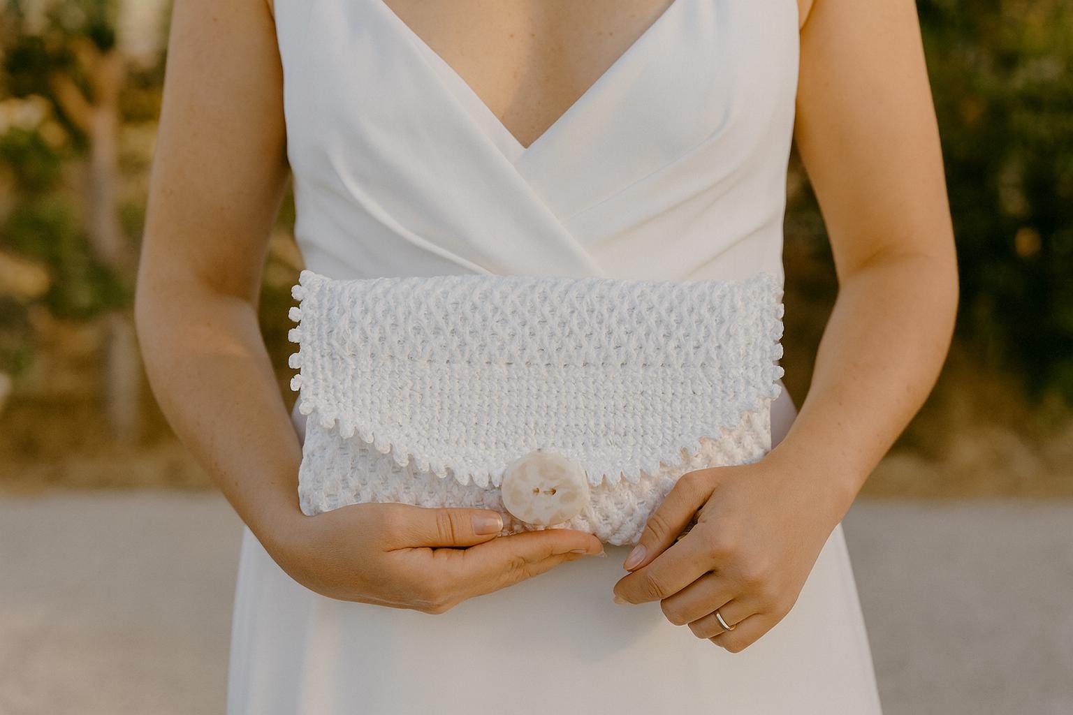 Handmade White Crocheted Purse with Removable Chain & Clay Resin Button – 9” x 5” - Thumbnail 5