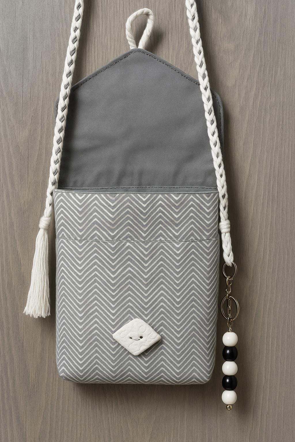 Handmade Embroidered Crossbody Bag – Fully Lined Purse with Original Embroidery, Pockets & Handmade Accents - Thumbnail 4