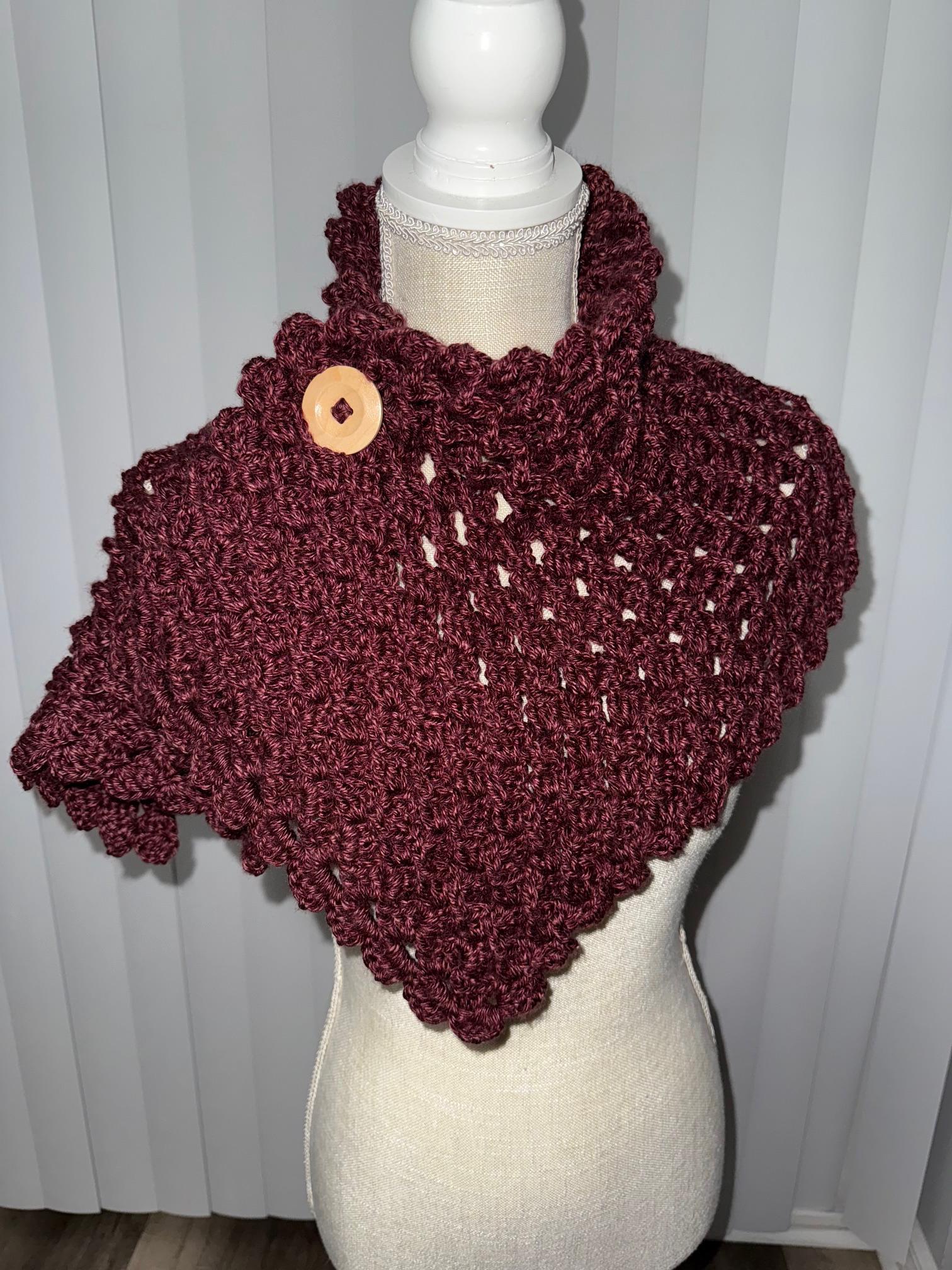 Handmade Burgundy Crochet Cowl Scarf: Chunky Winter Scarf with Wooden Button - Thumbnail 2