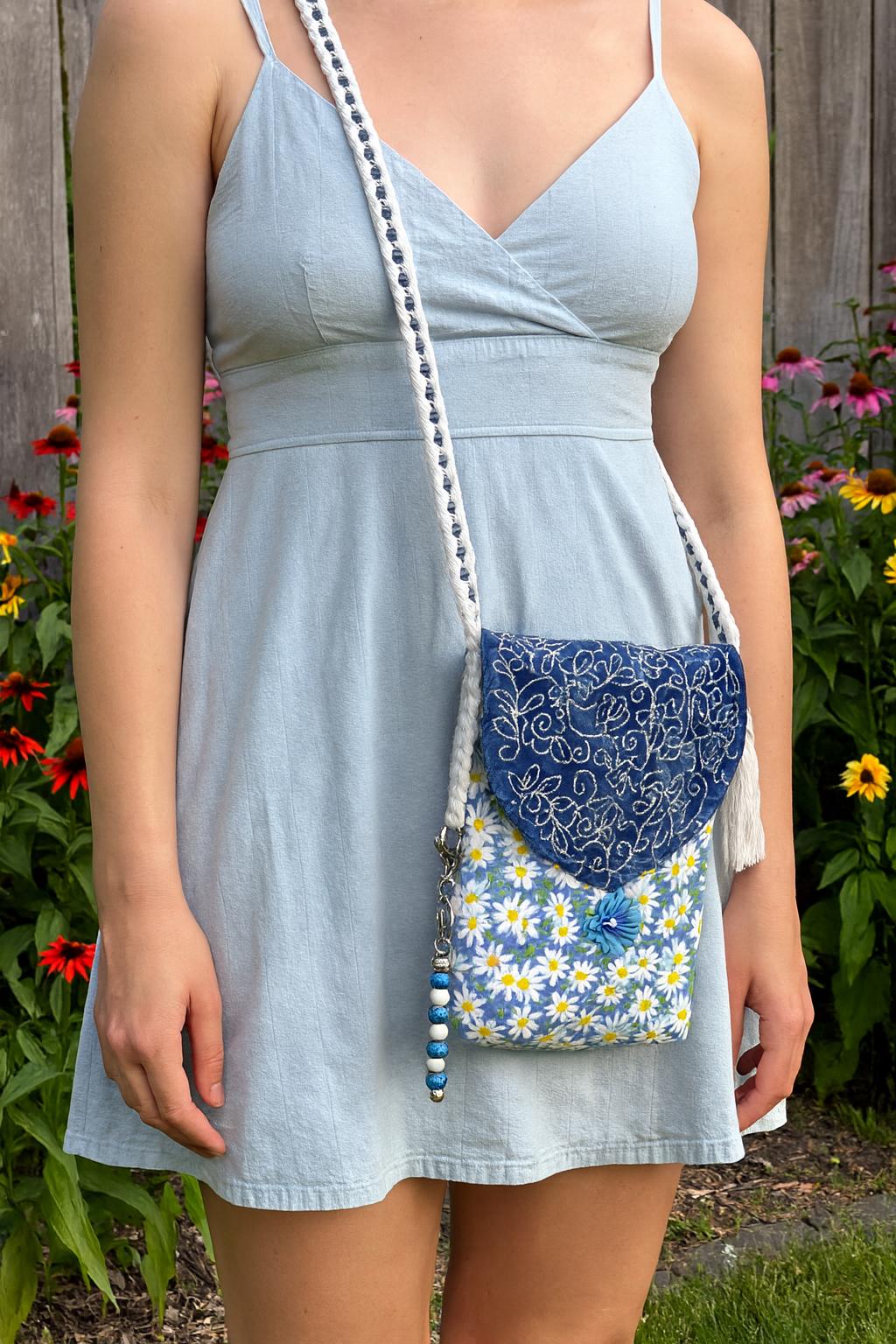 Handmade Embroidered Crossbody Bag – Fully Lined Purse with Original Embroidery, Pockets & Handmade Accents - Thumbnail 3