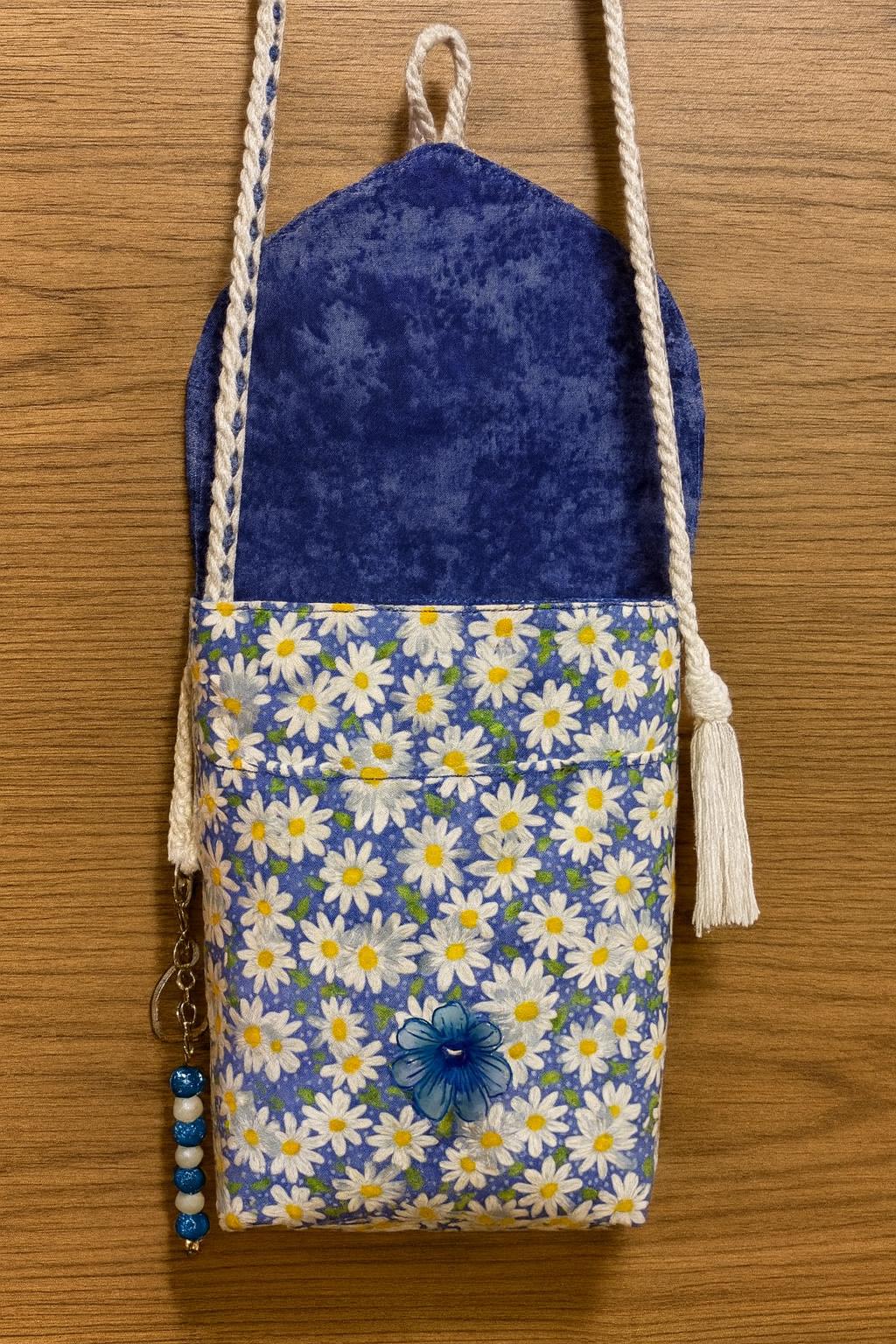 Handmade Embroidered Crossbody Bag – Fully Lined Purse with Original Embroidery, Pockets & Handmade Accents - Thumbnail 5