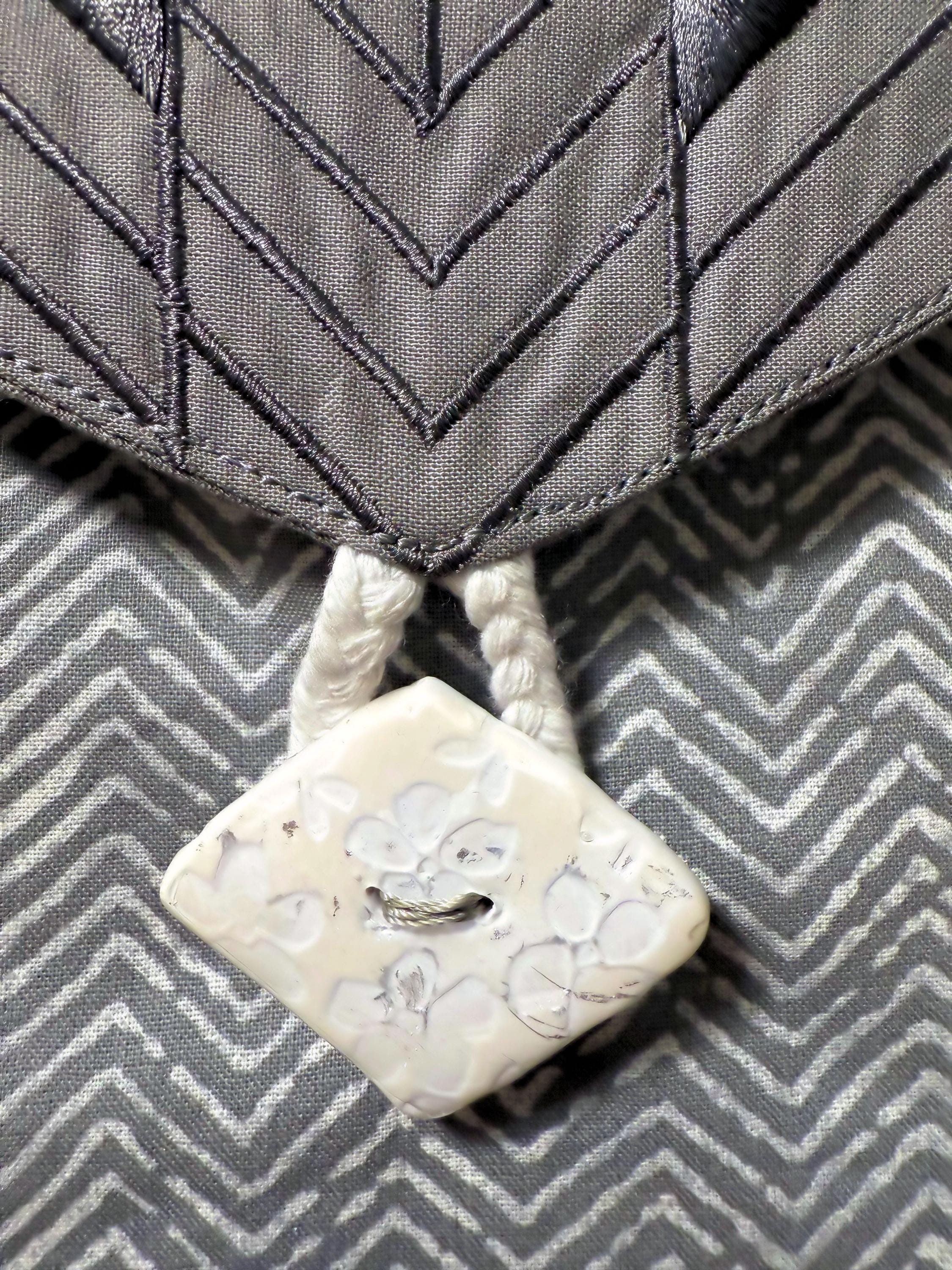 Handmade Embroidered Crossbody Bag – Fully Lined Purse with Original Embroidery, Pockets & Handmade Accents - Thumbnail 3