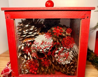Boîte de Noël rouge en bois avec couvercle « C'est la saison des joies »