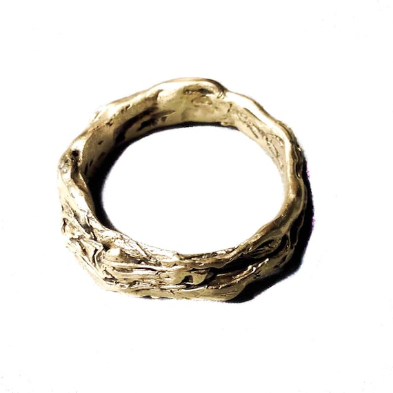 Nest Ring in 14k gold