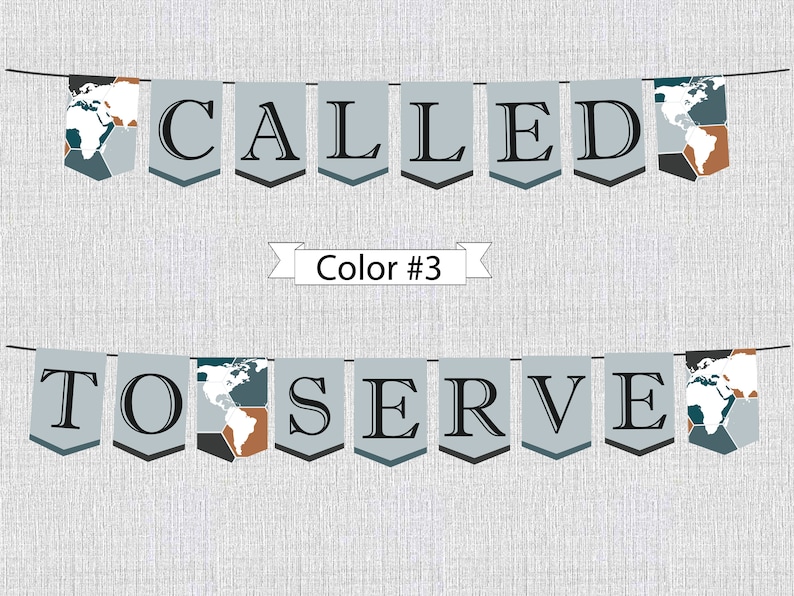 K&ouml;nnte beinhalten: Ein graues und schwarzes Banner mit den Worten "CALLED TO SERVE" in schwarzen Buchstaben. Jeder Buchstabe befindet sich auf einer separaten Flagge mit einem Weltkartenmotiv in Blaut&ouml;nen, Braun und Wei&szlig;.