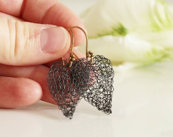 Silver Leaf Earrings. Wire Crochet Floral Earrings. Wire Crochet Jewelry.