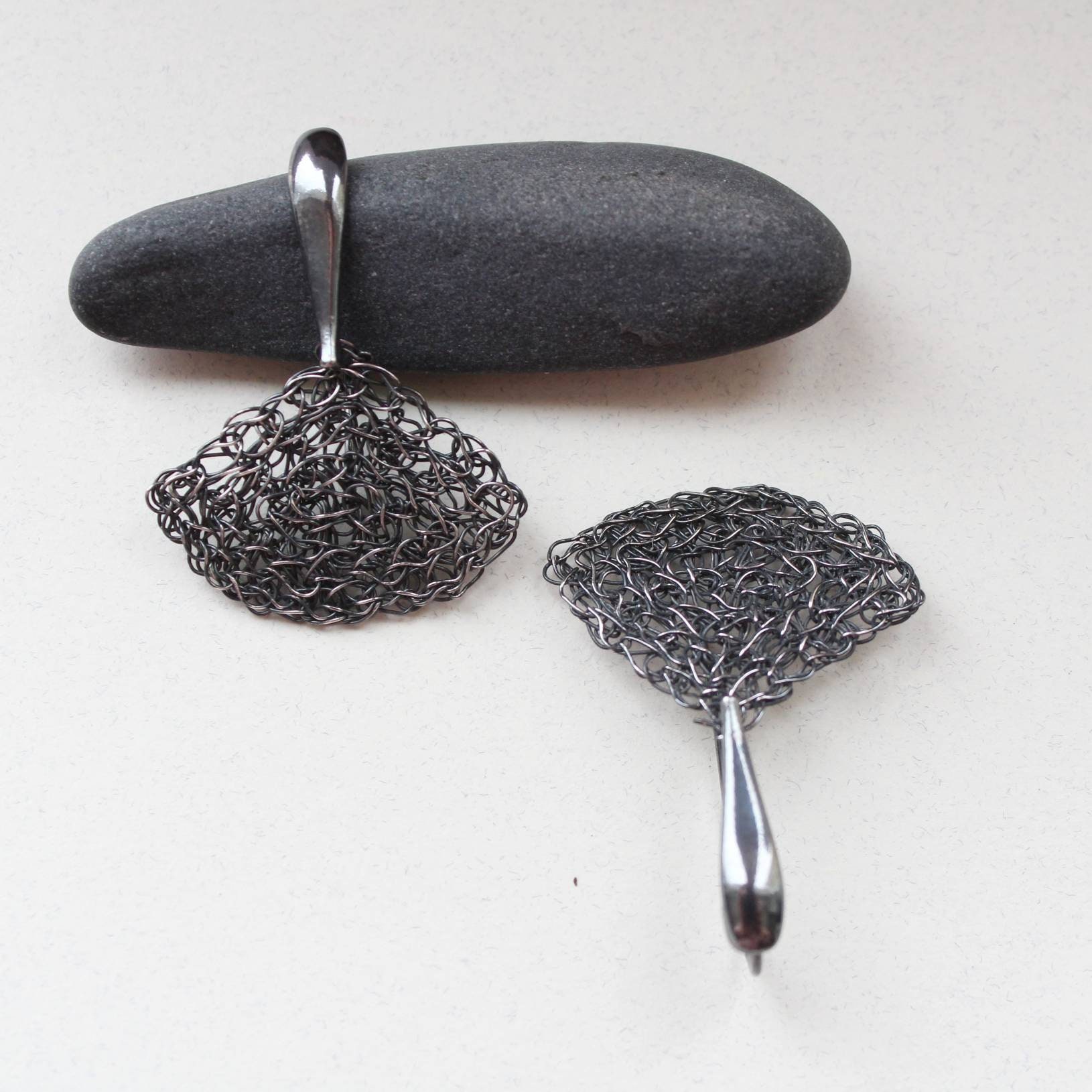 Oxidized Silver Fan Earrings. Filigree Minimalist Earrings. | Etsy