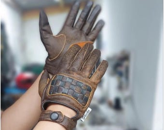 Classic Retro Leather Motorcycle Gloves: Full Finger Armor, Air-Cooled