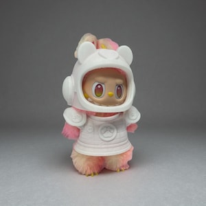Custom Text Space Suit Armor Costume, Astronaut Costume for 17cm Cute Monster, Dolls Accessories （Helmet+Space Suit）