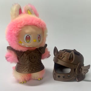 Custom Text Knight Armor Costume for 17cm Cute Monster, Dolls Accessories （Helmet+Armor）