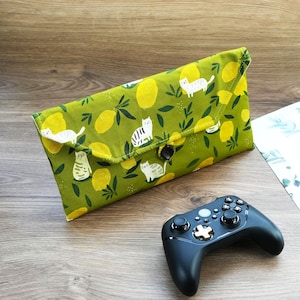 Étui en tissu pour Switch 2 avec 6 emplacements pour cartes de jeu | Pochette en coton faite main | Motif Sakura doré ou Chat citron | Cadeau pour gamer
