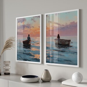 Set di 2 poster di barche a remi, arte marina romantica, carta fotografica opaca premium, decorazione da parete al tramonto, illustrazione di coppia sull'acqua