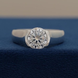 2.00CT Round Cut Lab Grown Diamond Solitaire Ring IGI Certified Diamond Engagement Ring 14K Gold Thin Dainty Ring Women Wedding Ring For Her