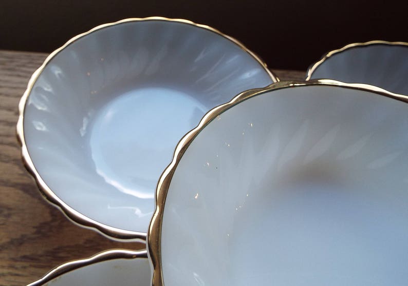 Vintage Anchor Hocking ClassicRachael design~Set of 5 Fruit Bowls with 22Kt Gold Trim