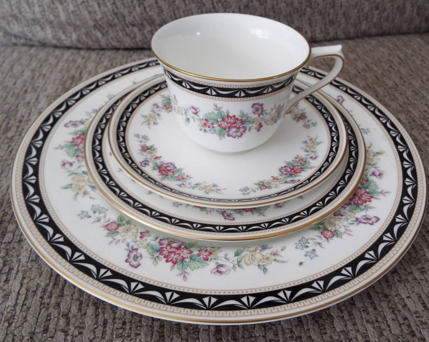 Vintage Mikasa Bone China 8 place settings 40 pc. set Etsy