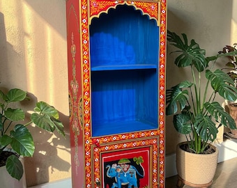 Estantería de madera pintada a mano, mueble de almacenamiento de arte popular indio, estante expositor bohemio colorido, organizador rústico para sala de estar.