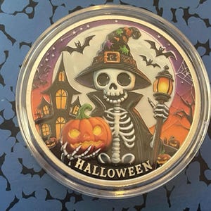 Halloween Challenge Coin: Spooky Collectible Token for Trick-or-Treat, Haunted Houses & Costume Parties