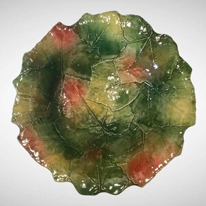 Italian Majolica Cabbage Leaf Serving Bowl – Hand Painted Ceramic Made in Italy
