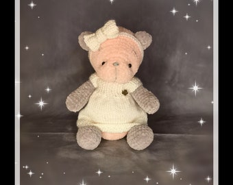 Ourson en peluche au crochet.