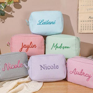 Personalized Seersucker Toiletry Bag,Bridesmaid Makeup Bag,Embroider Cosmetic Bag,Bridesmaid Gift,Bridal Party Gift,Custom Travel Makeup Bag