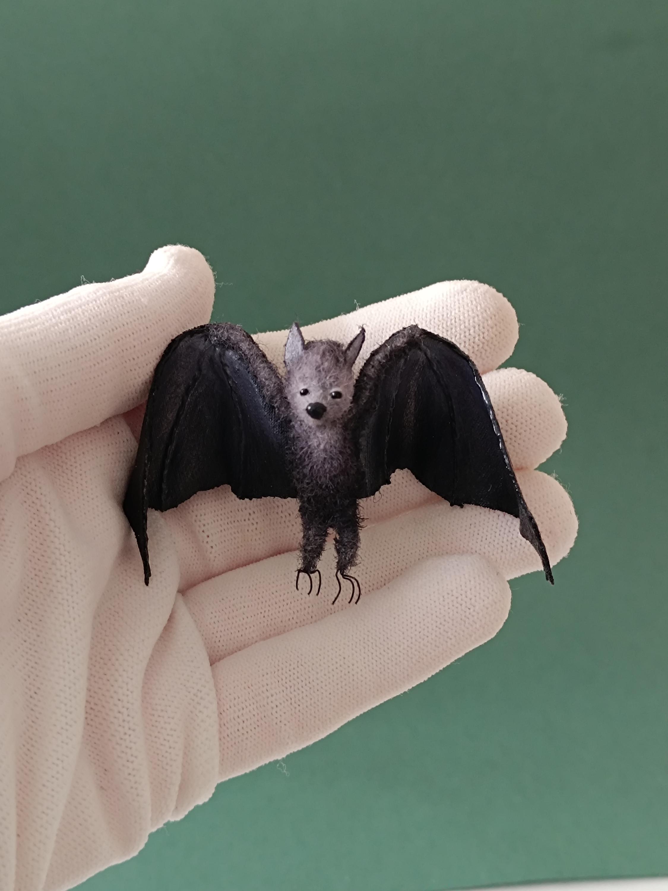 Miniature Crochet Bat: Poseable Wings, Handmade Amigurumi Animal - Etsy