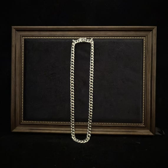 CH Gothic style y2k cuban link cross chain neckla… - image 9