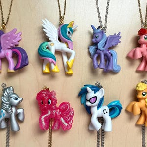 MLP Halskette My Little Pony Twilight Sparkle Prinzessin Luna Celestia Vinyl Kratzer Pinkie Poe Rarität Applejack Einhorn Pferd Pegasus Cute