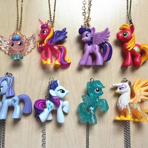 MLP Halskette My little Pony Twilight Sparkle Rarität Rainbow Dash Prinzessin Celestia Flurry Herz Maud Pie Big MacIntosh Einhorn Pegasus Cute