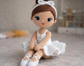 Modello PDF per bambola ballerina all'uncinetto, tutorial per bambola ballerina Amigurumi