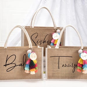 Personalized Bridesmaid Gift Bag with charm,Custom Burlap gift Bag, Beach Bag,Beach tote bag,Bachelorette Party Bag,Bridesmaid Proposal Gift