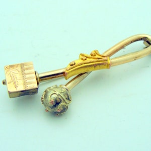 Unique Victorian Era Brooch