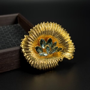 Vintage Golden Flower Brooch: Handmade Zircon Copper Palace Style